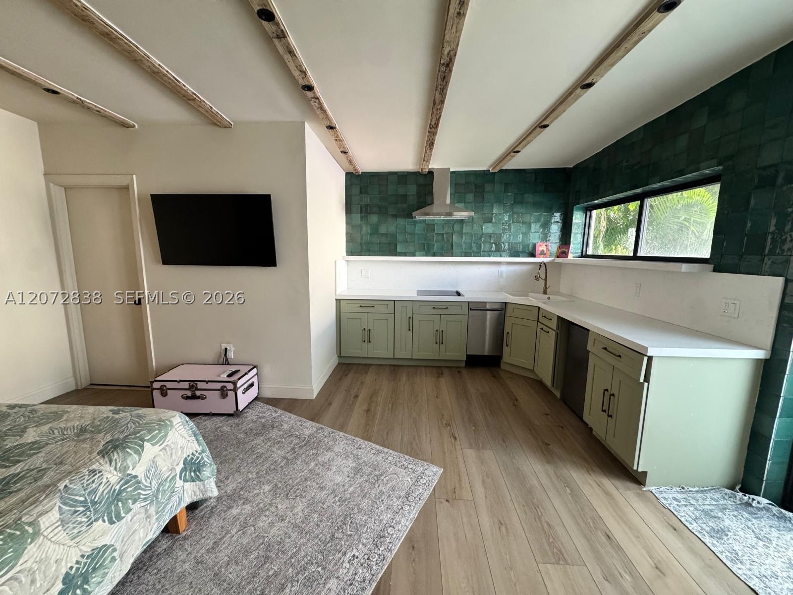 23 NE 46th St #0, Miami FL 33137