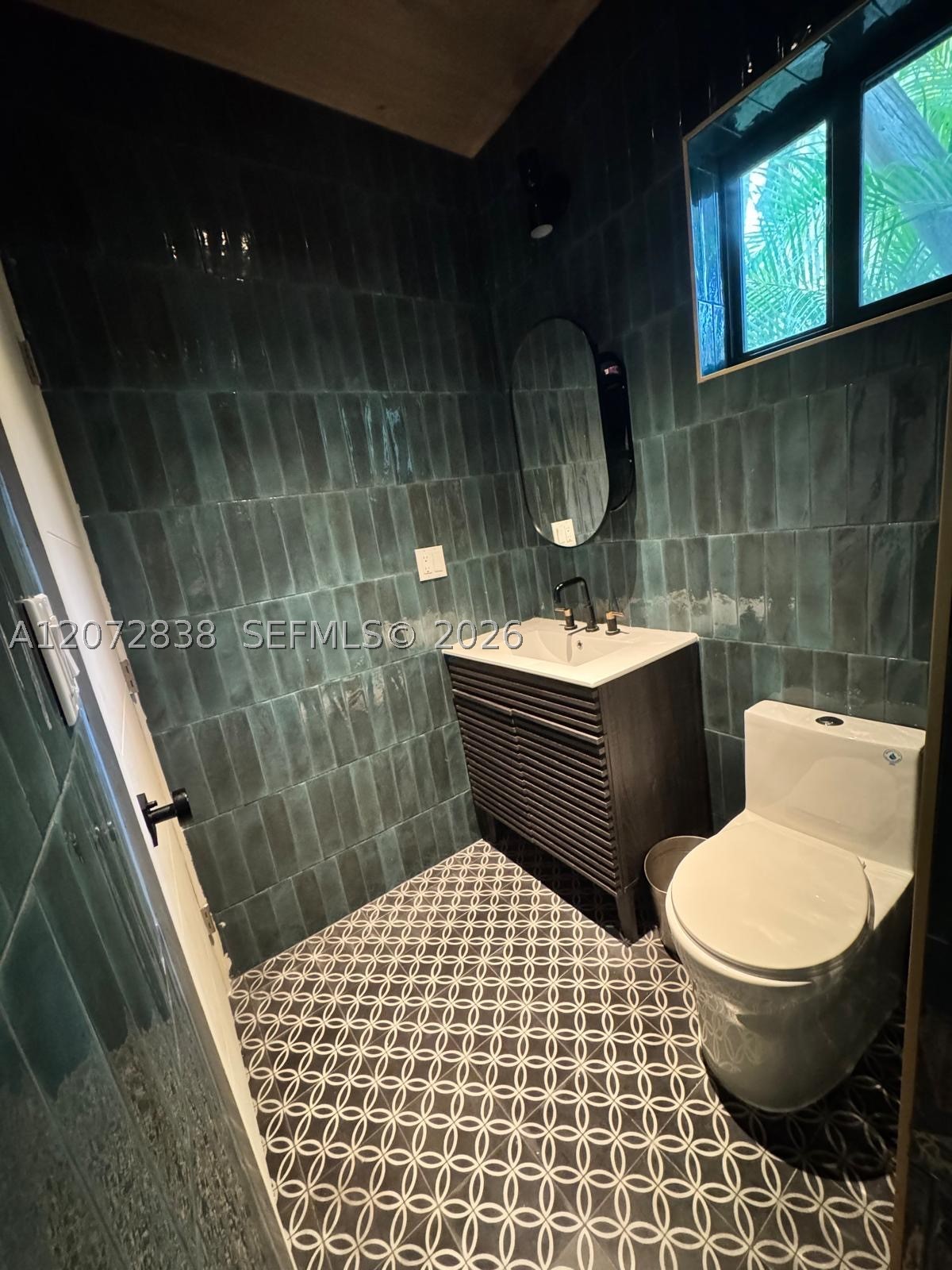 23 NE 46th St #0, Miami FL 33137