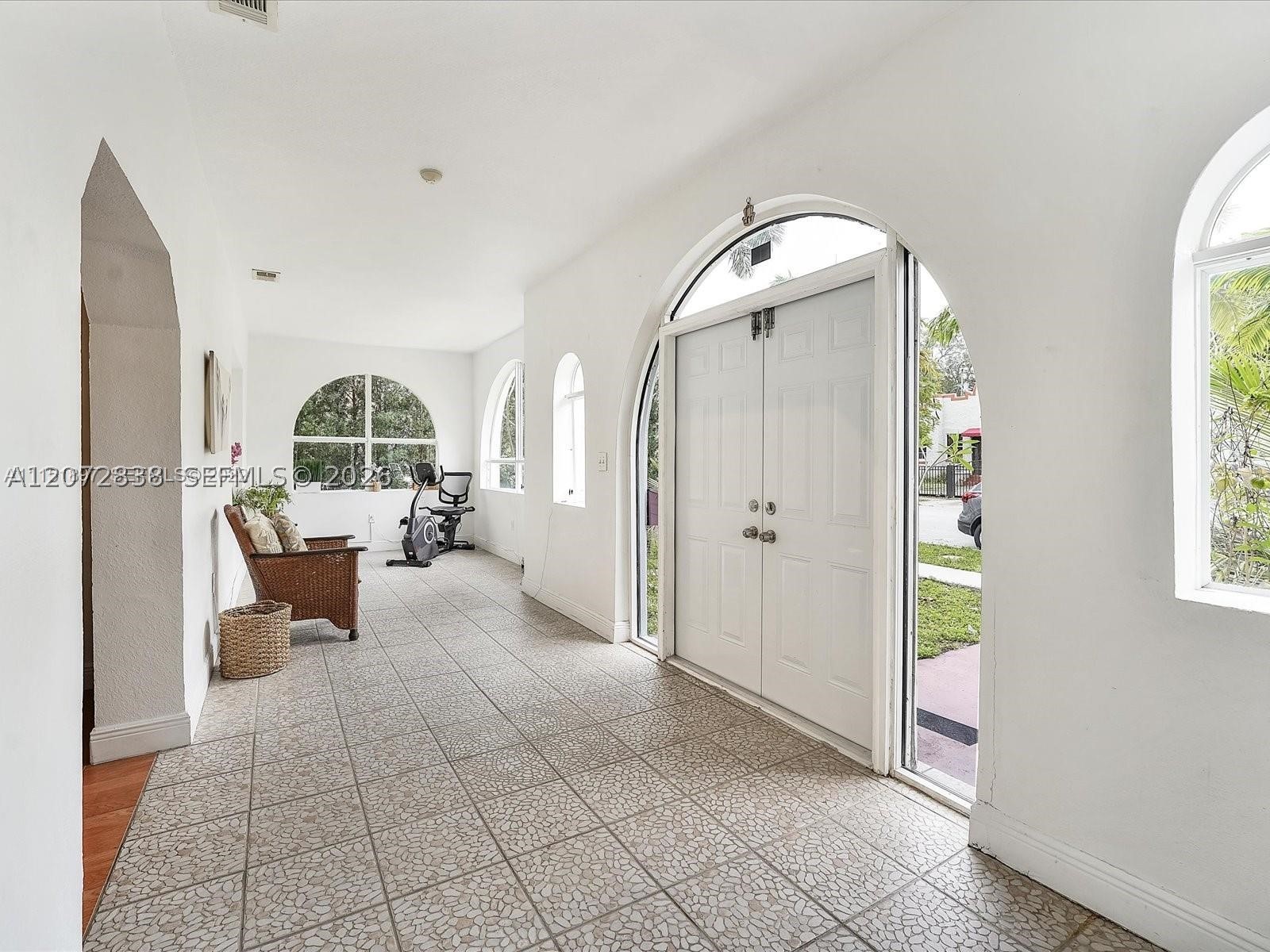 23 NE 46th St #0, Miami FL 33137