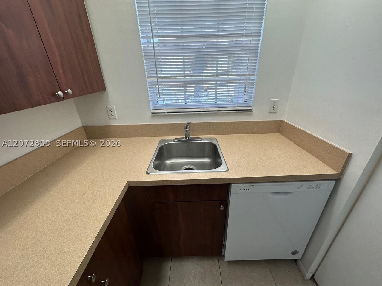 2003 SE 27th Dr #102-A, Homestead FL 33035
