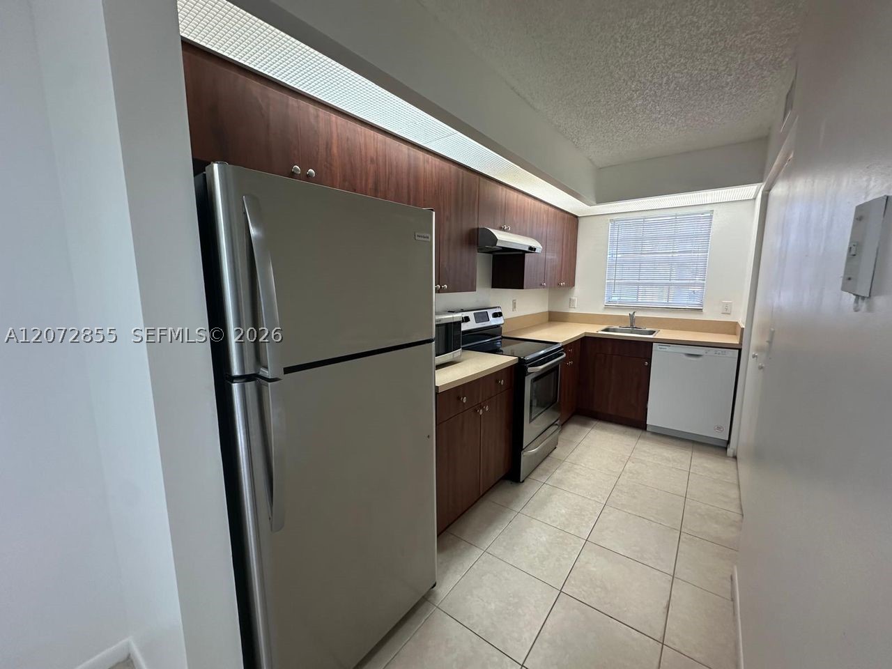 2003 SE 27th Dr #102-A, Homestead FL 33035