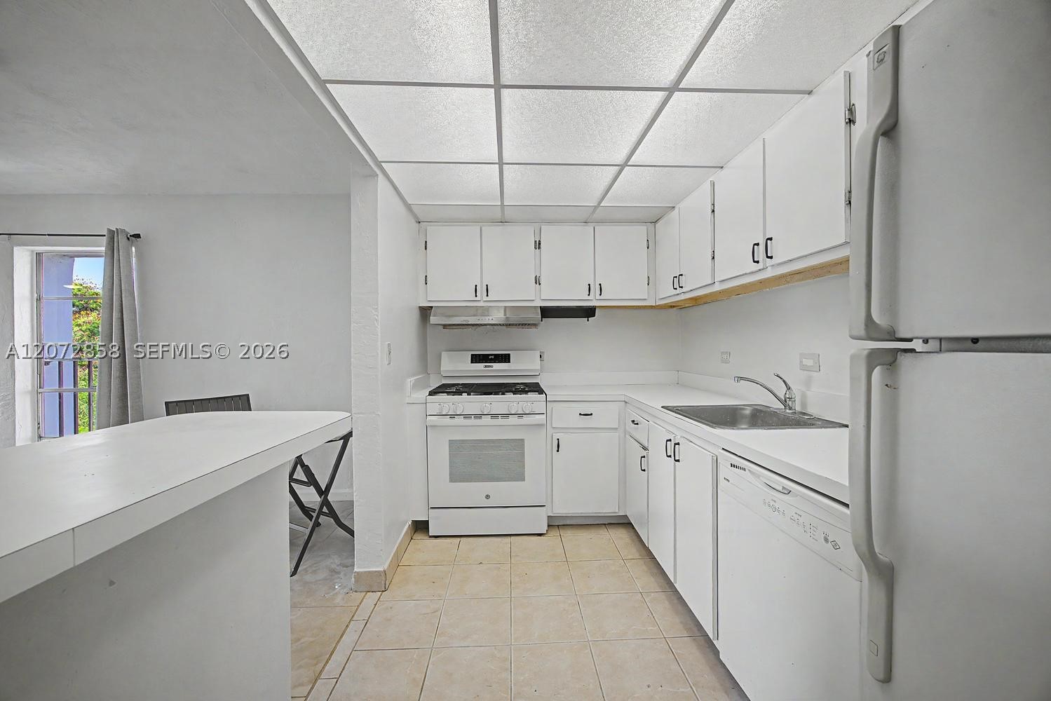 6900 N Kendall Dr #A409, Pinecrest FL 33156