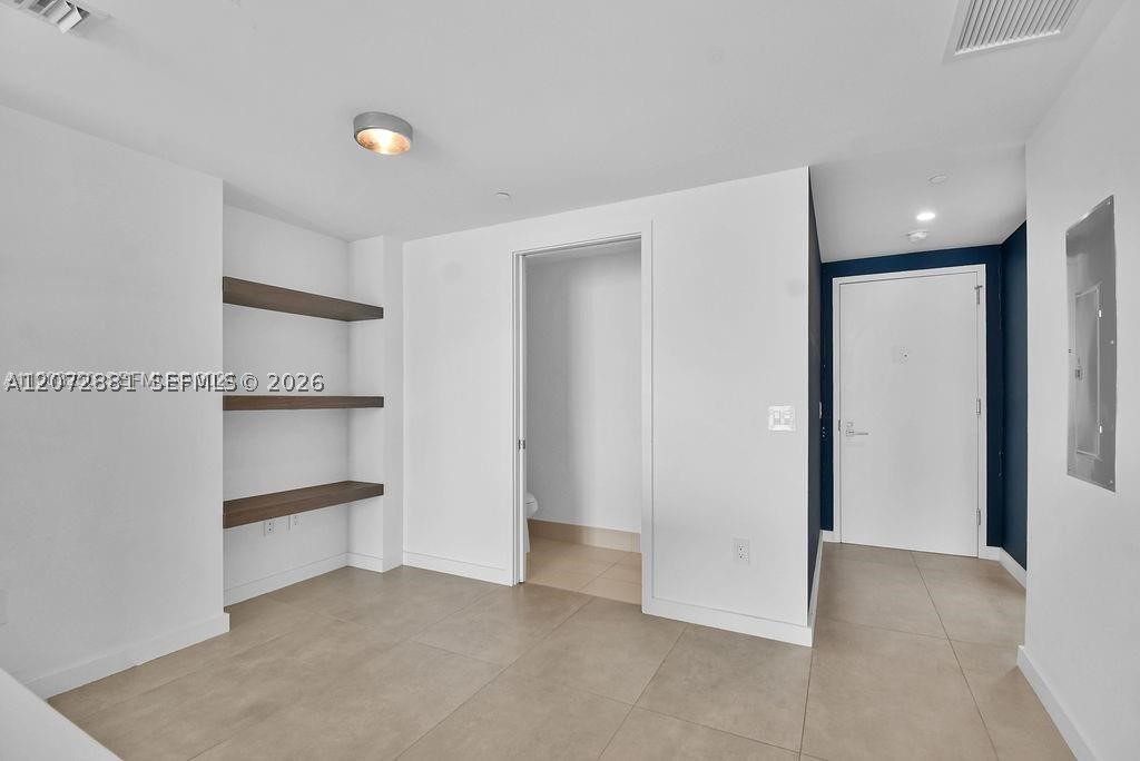 650 NE 32nd St #1803, Miami FL 33137