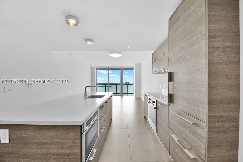 650 NE 32nd St #1803, Miami FL 33137