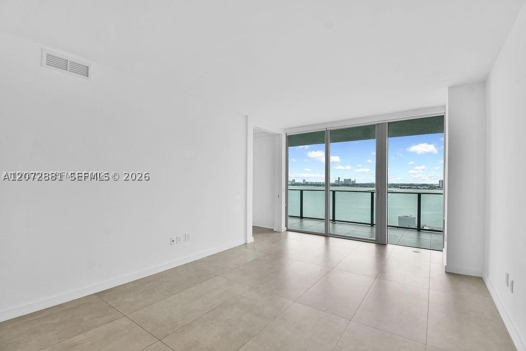 650 NE 32nd St #1803, Miami FL 33137