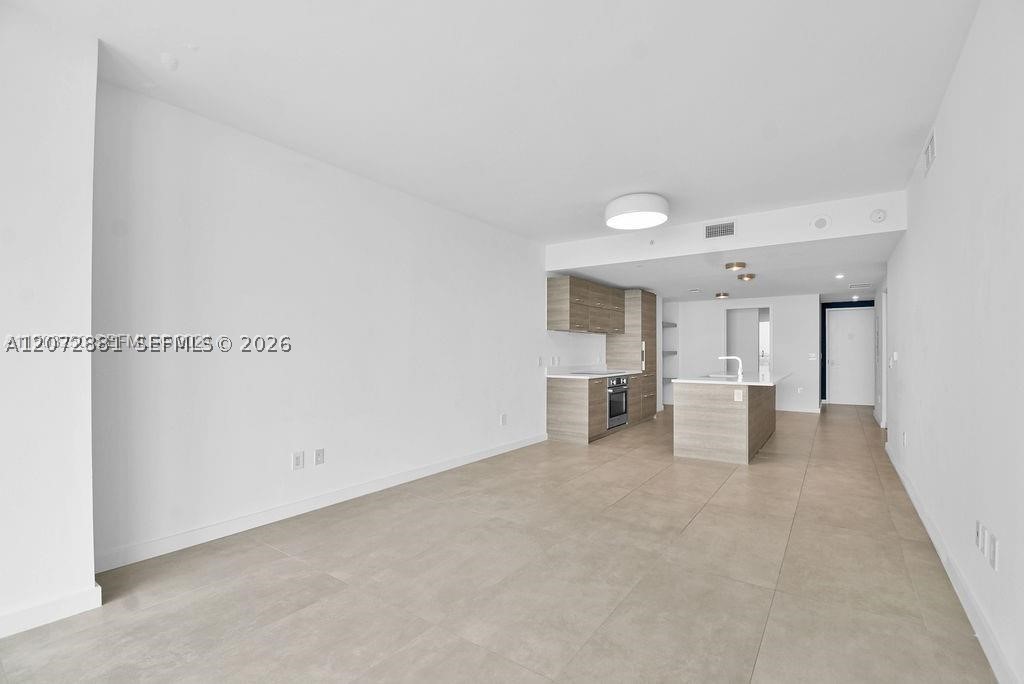 650 NE 32nd St #1803, Miami FL 33137