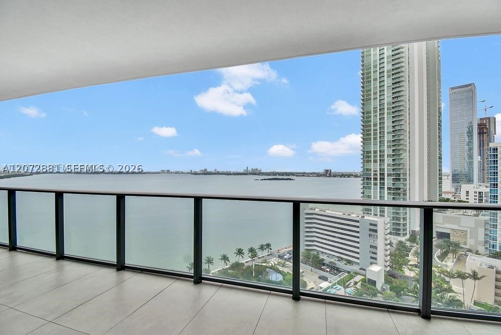650 NE 32nd St #1803, Miami FL 33137