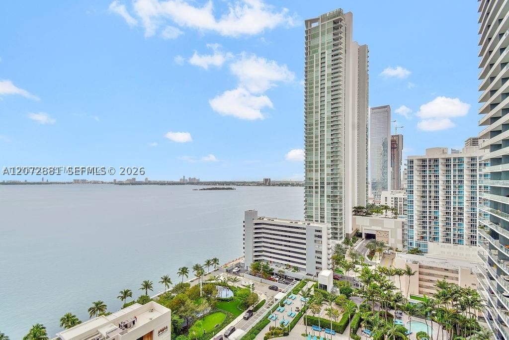 650 NE 32nd St #1803, Miami FL 33137