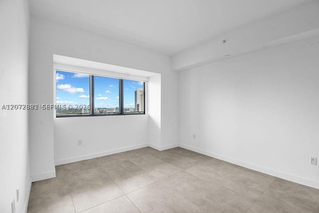 650 NE 32nd St #1803, Miami FL 33137