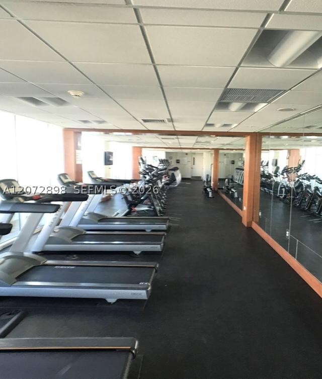 31 SE 5th St #909, Miami FL 33131