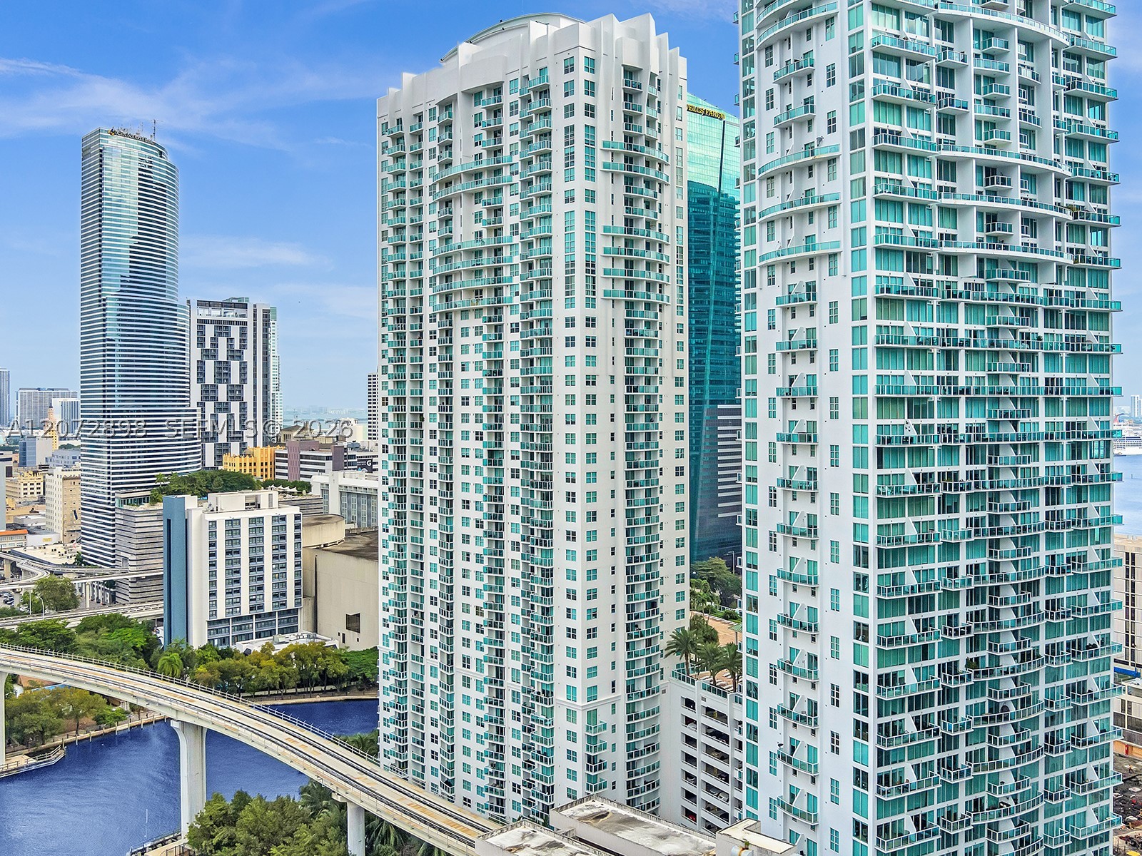 31 SE 5th St #909, Miami FL 33131