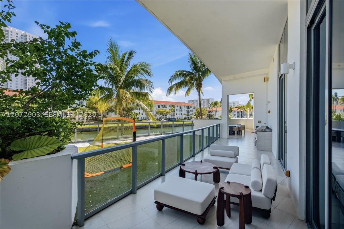 3250 NE 188th St #101, Aventura FL 33180