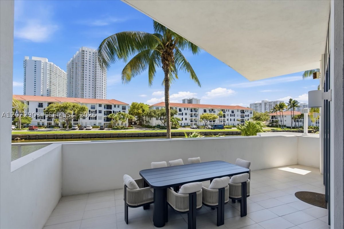3250 NE 188th St #101, Aventura FL 33180