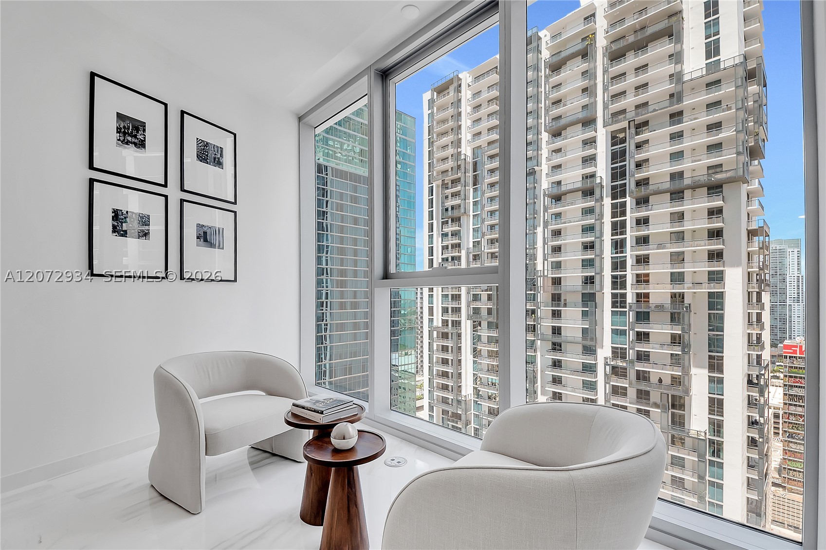 300 Biscayne Boulevard Way #2902E, Miami FL 33131