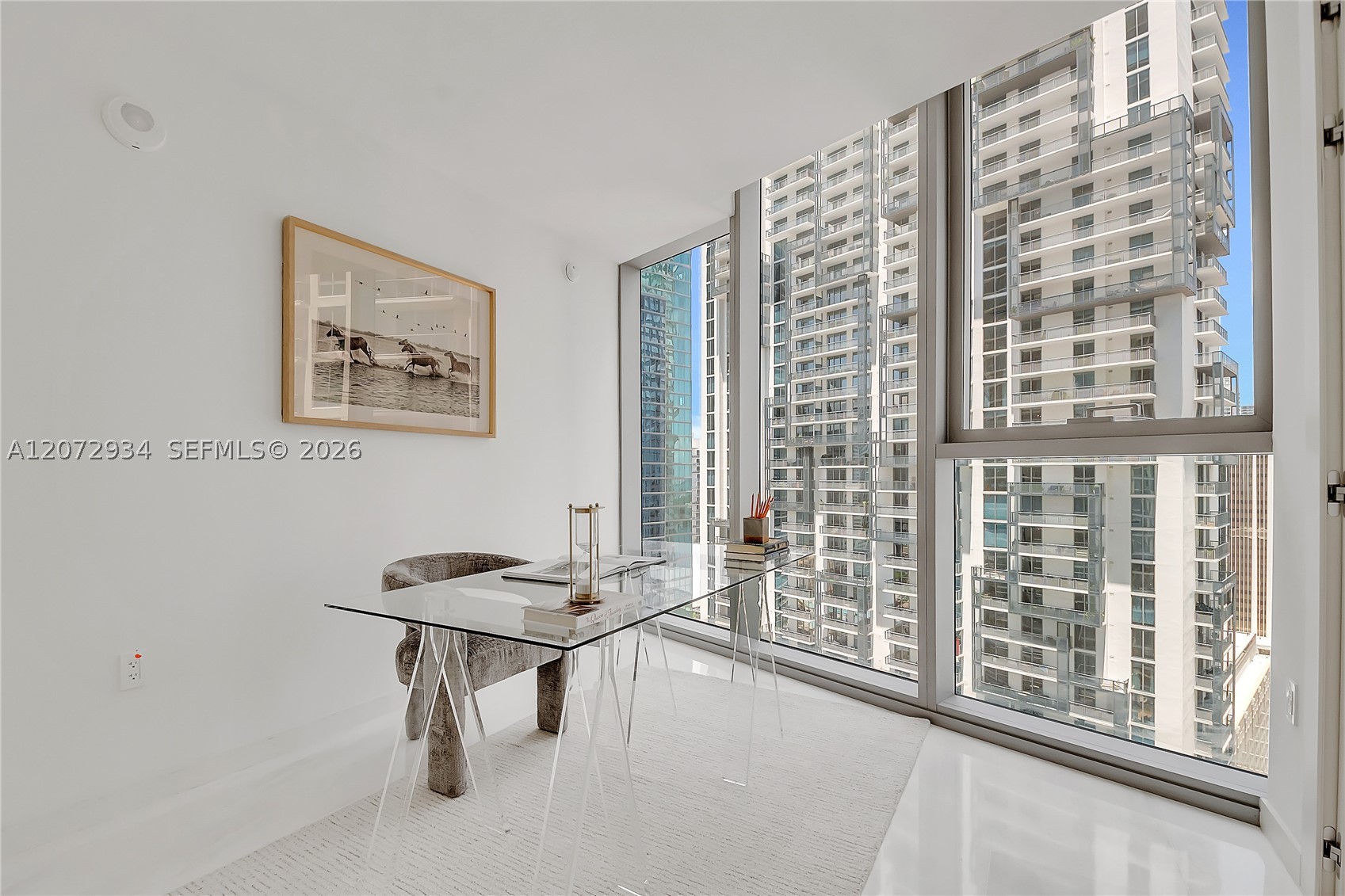 300 Biscayne Boulevard Way #2902E, Miami FL 33131