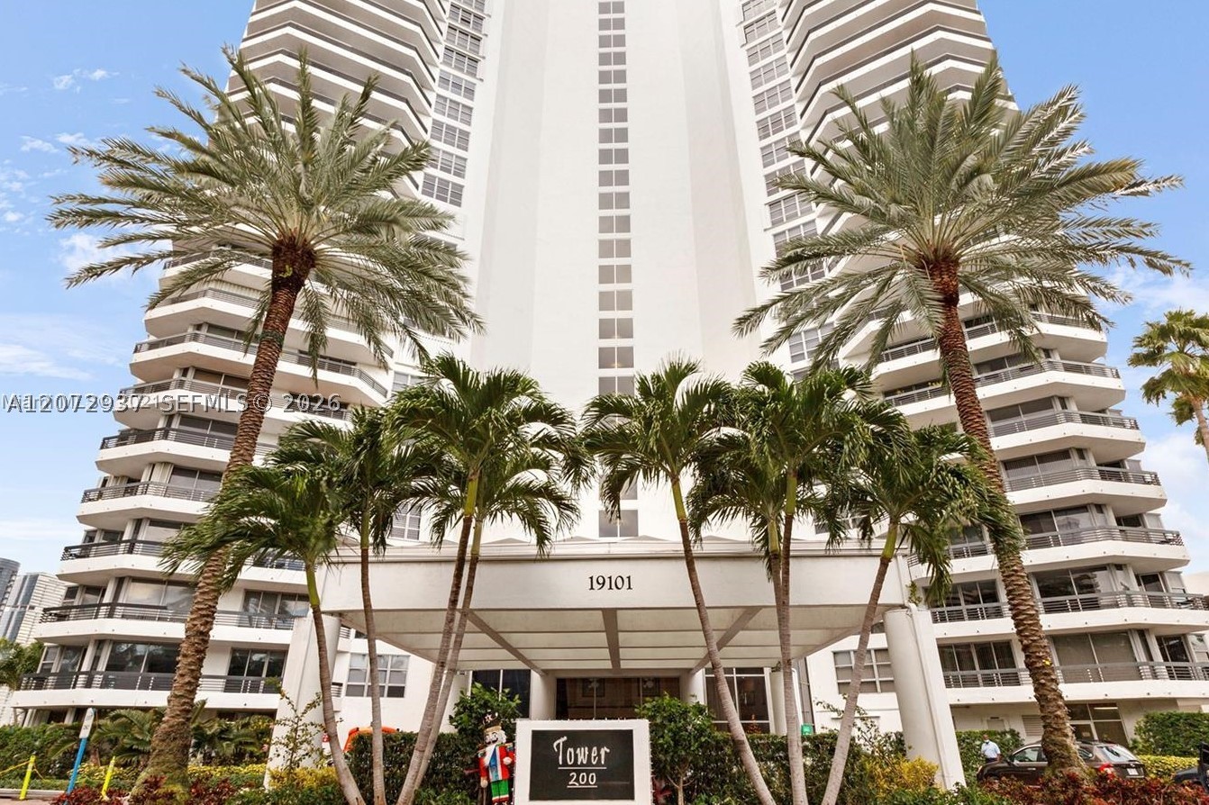 19101 NE 36TH CT #1602, Aventura FL 33180