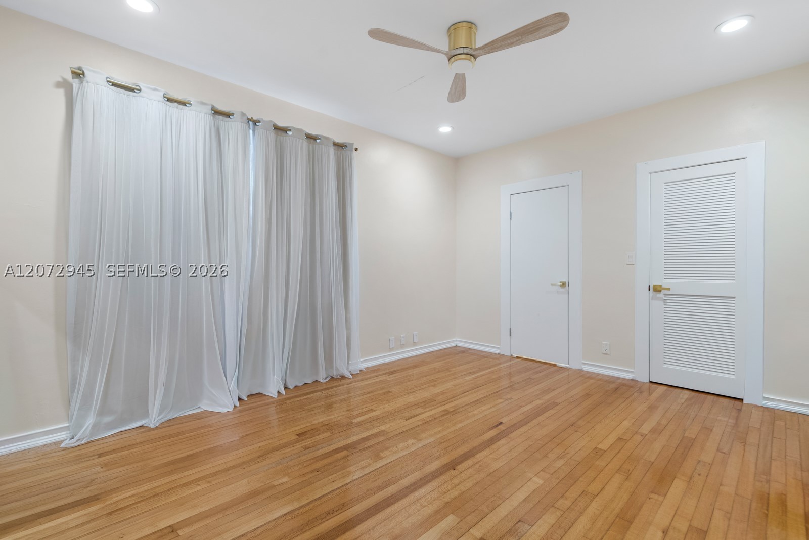 8901 Hawthorne Ave, Surfside FL 33154