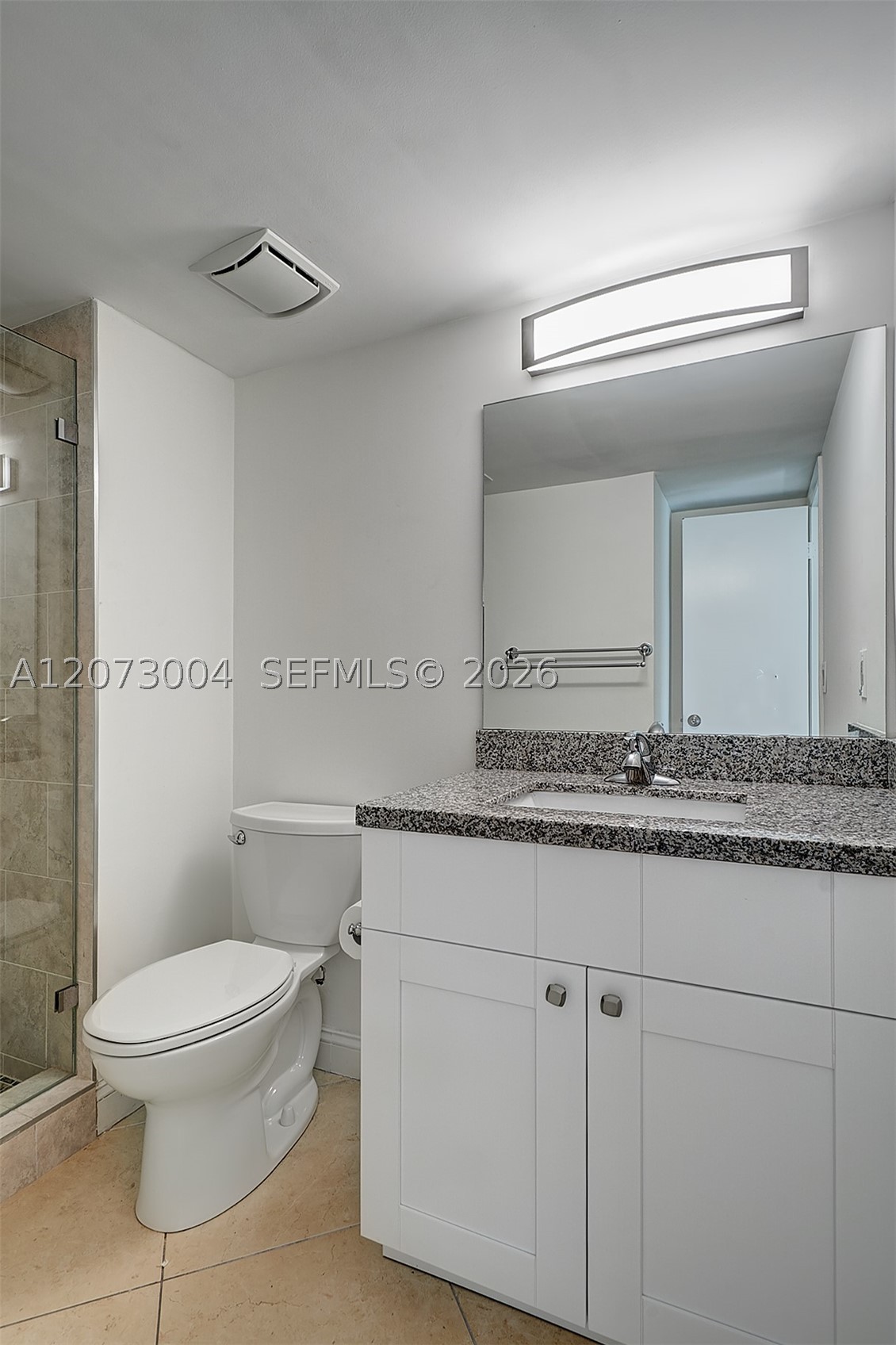 231 Lakeview Drive #103, Weston FL 33326