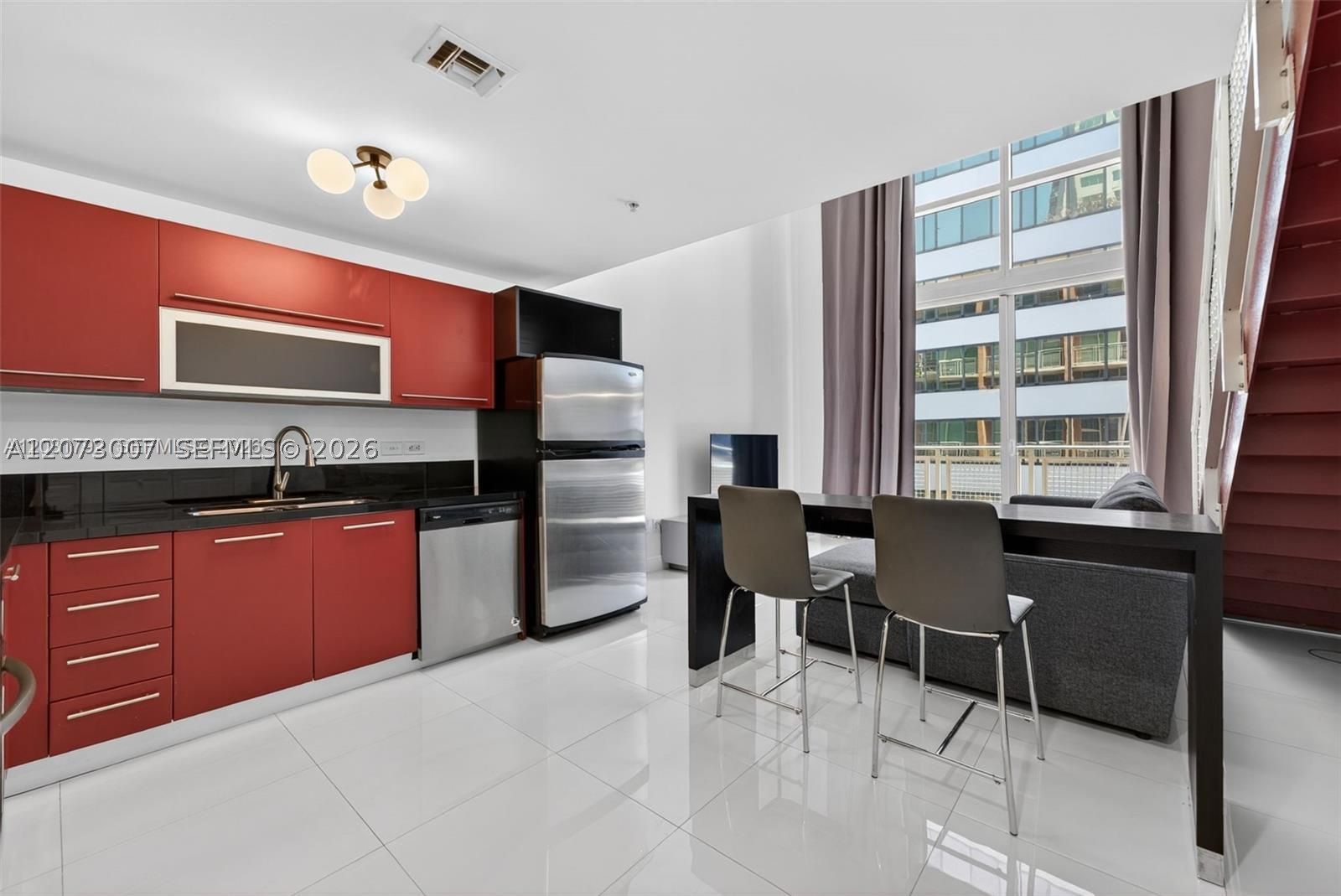 253 NE 2nd St #424, Miami FL 33132
