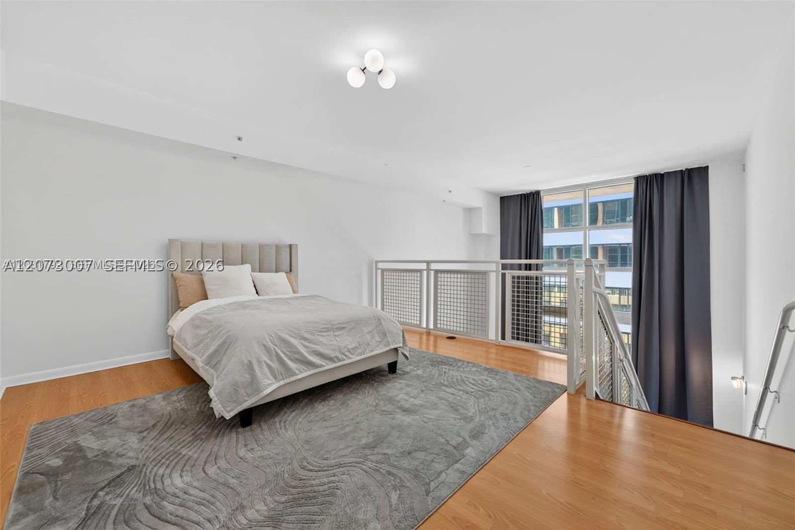 253 NE 2nd St #424, Miami FL 33132