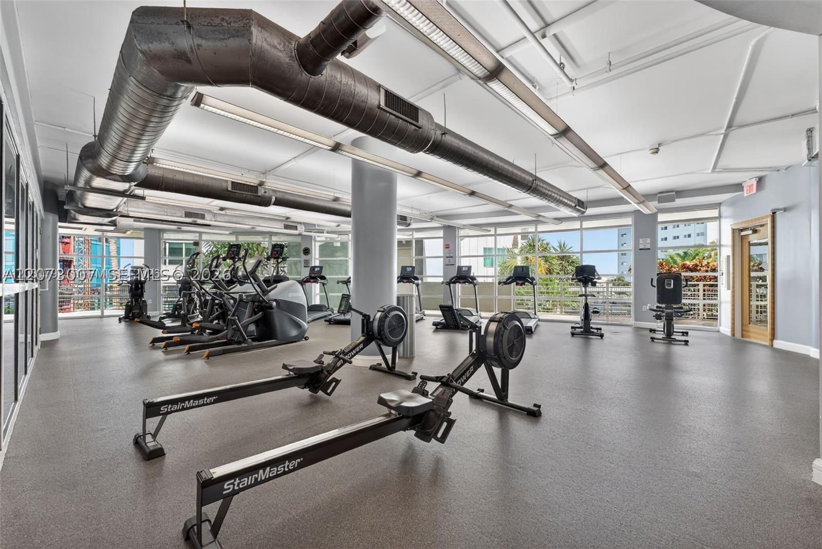 253 NE 2nd St #424, Miami FL 33132