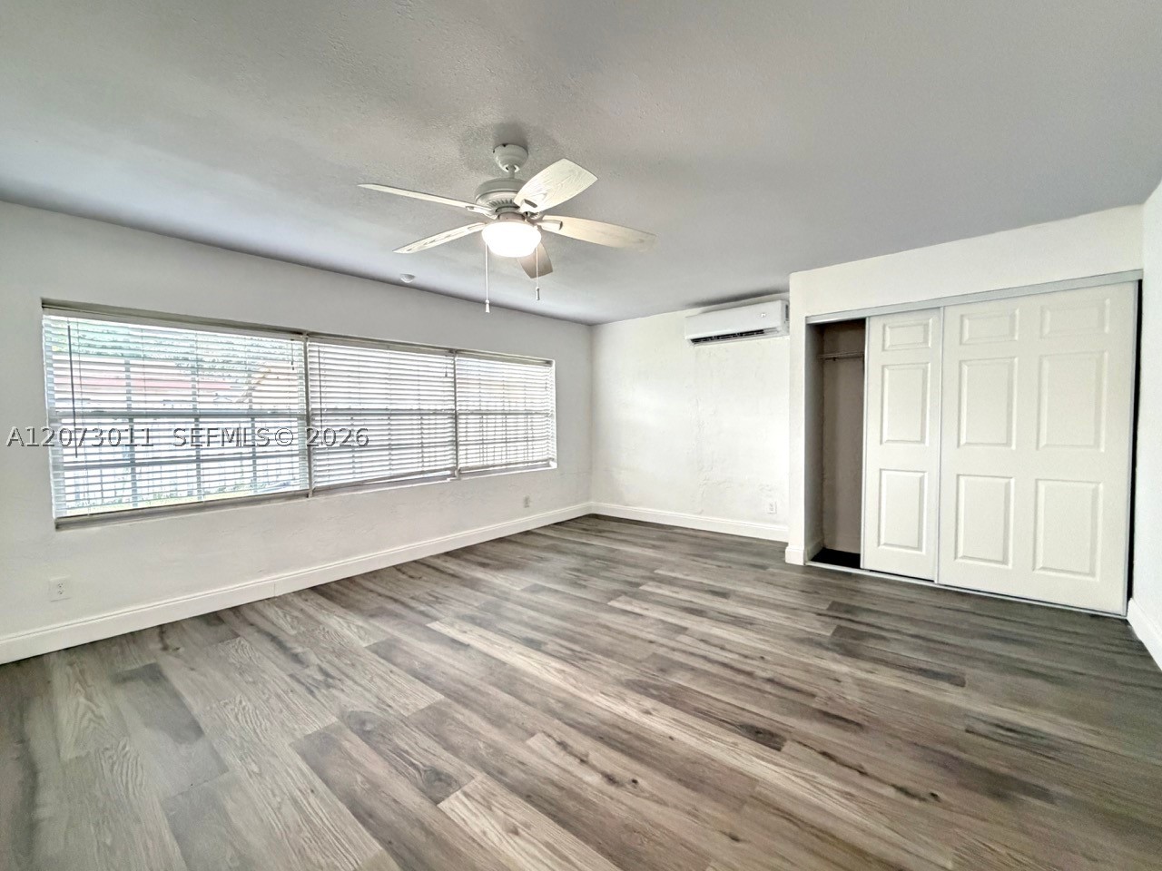 11641 NW 42nd St, Sunrise FL 33323