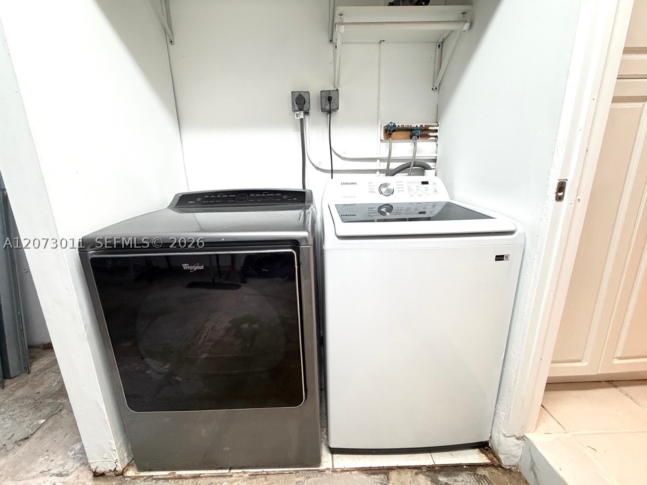 11641 NW 42nd St, Sunrise FL 33323