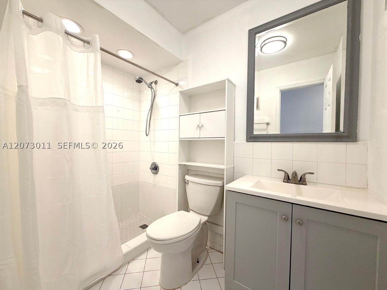 11641 NW 42nd St, Sunrise FL 33323