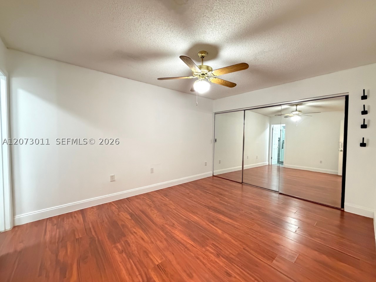 11641 NW 42nd St, Sunrise FL 33323