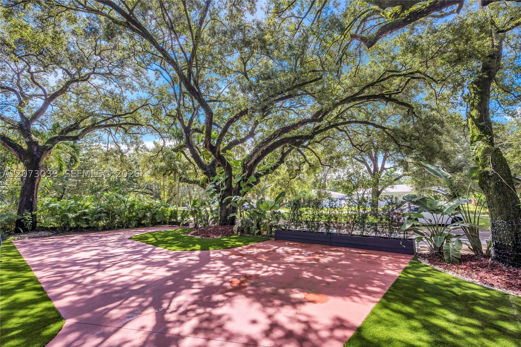 835 NE 120th St, Biscayne Park FL 33161