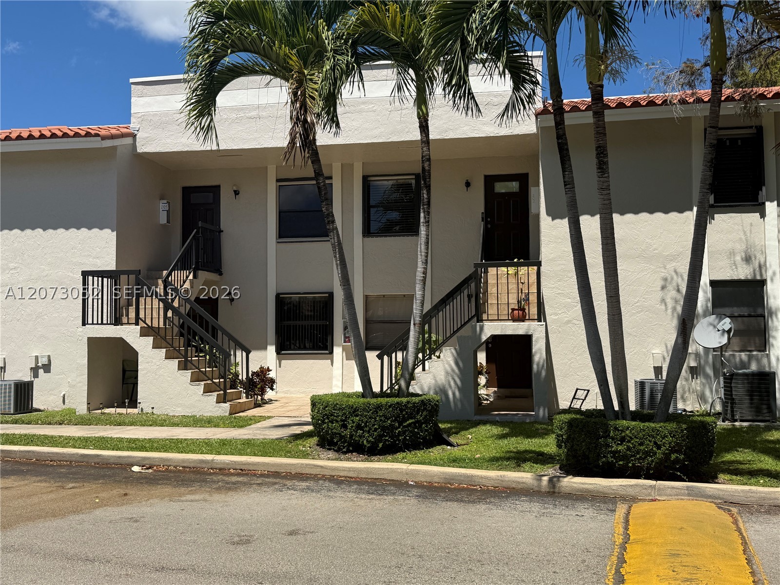 9716 Hammocks Blvd #101, Miami FL 33196