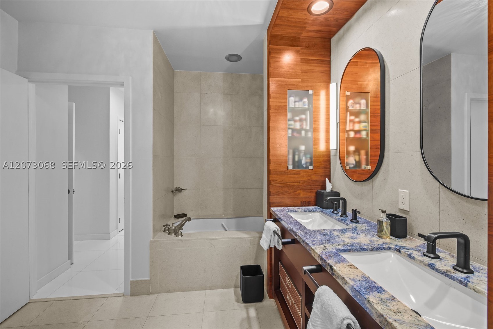 6799 Collins Ave #407, Miami Beach FL 33141