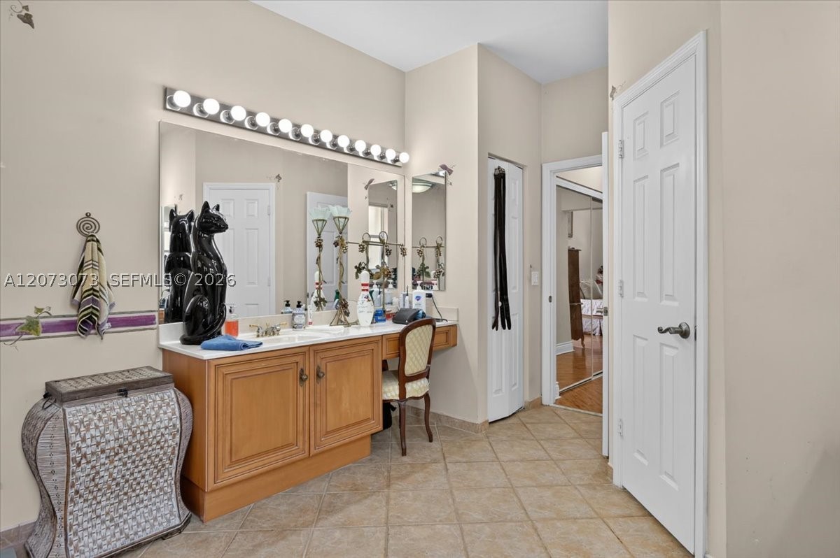 13845 NW 20th St, Pembroke Pines FL 33028