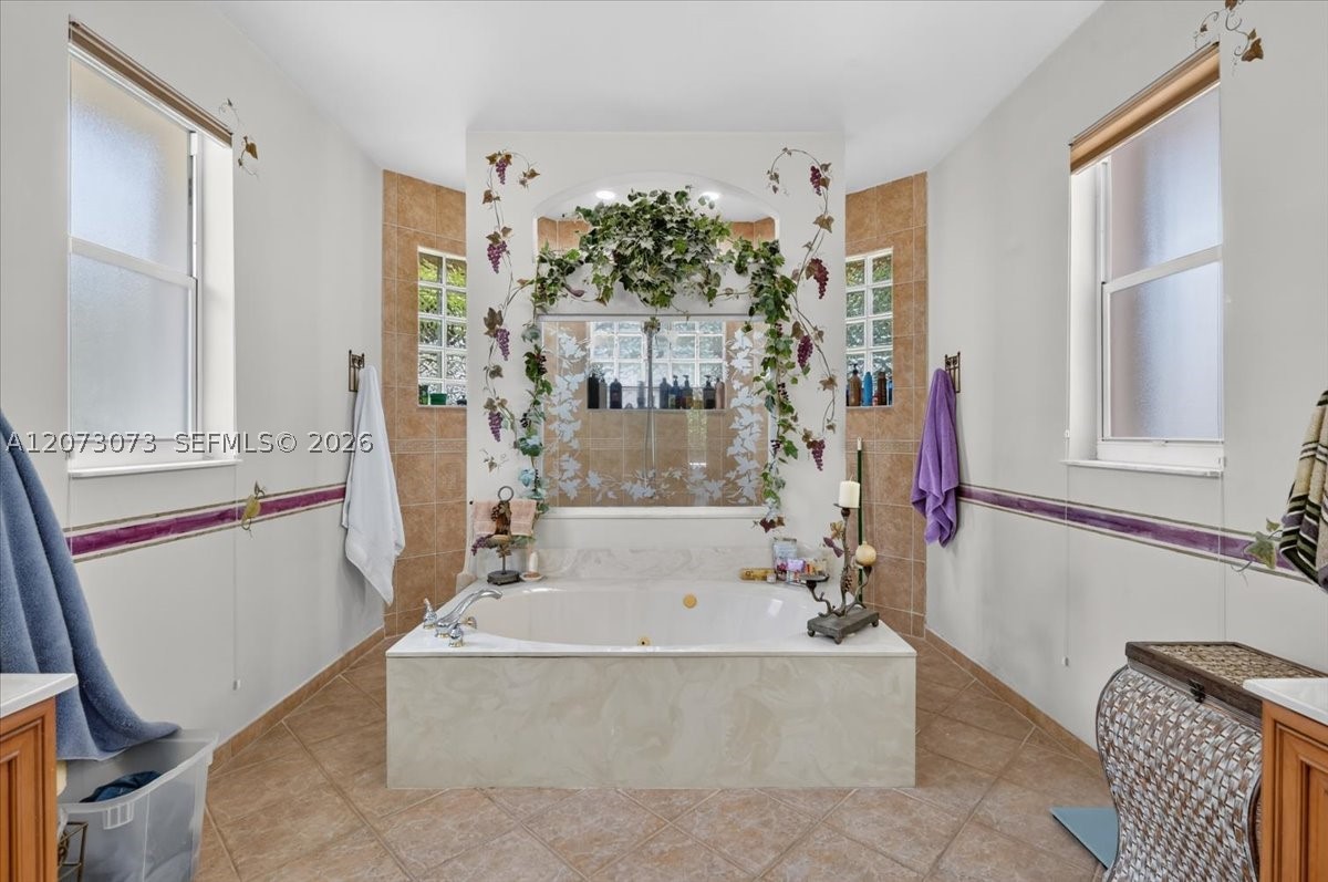 13845 NW 20th St, Pembroke Pines FL 33028