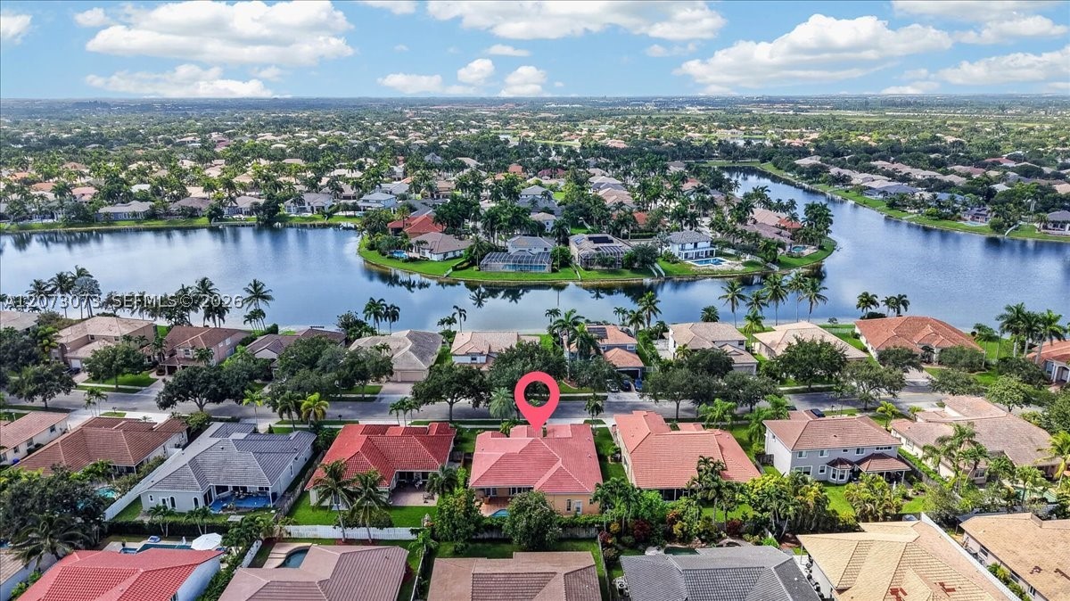 13845 NW 20th St, Pembroke Pines FL 33028