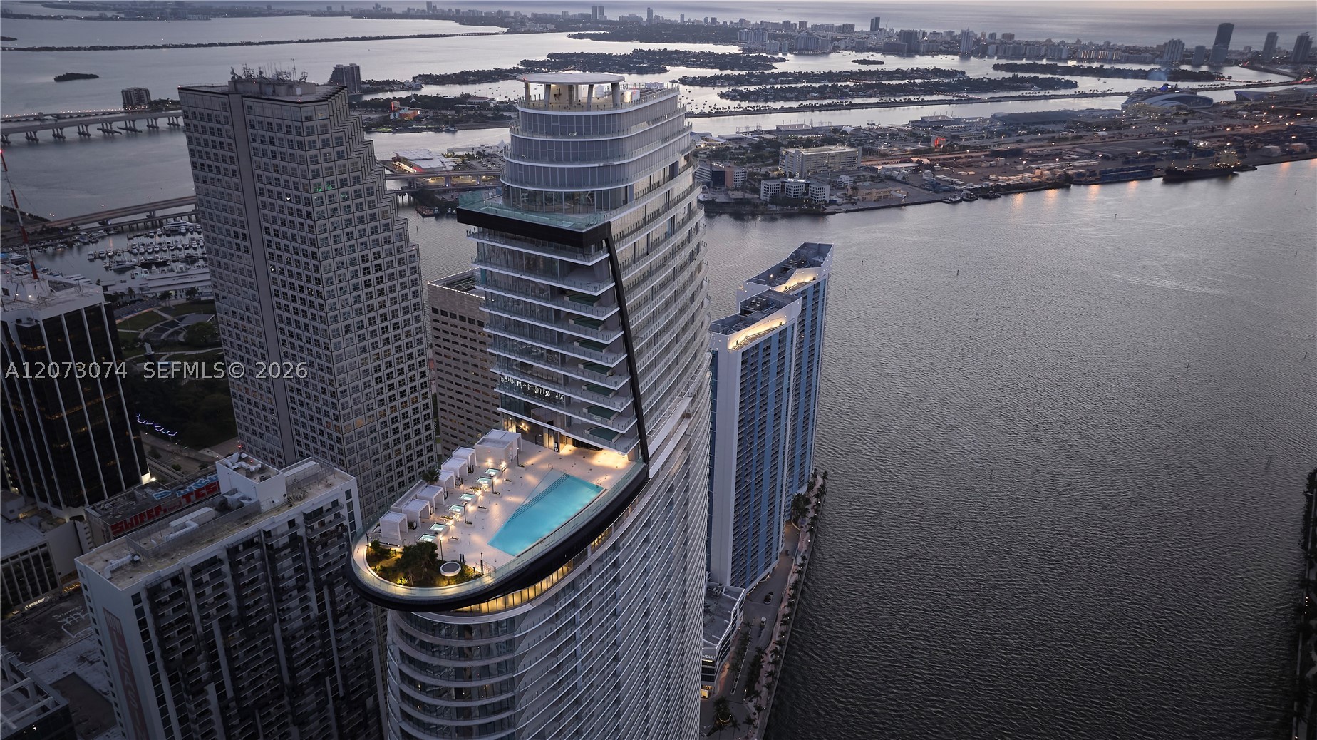 300 Biscayne Boulevard Way #2608W, Miami FL 33131