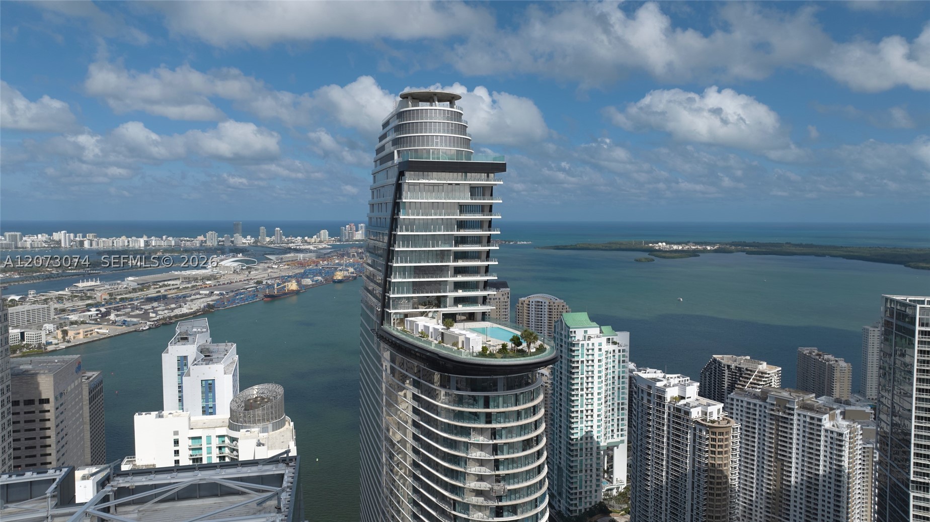 300 Biscayne Boulevard Way #2608W, Miami FL 33131