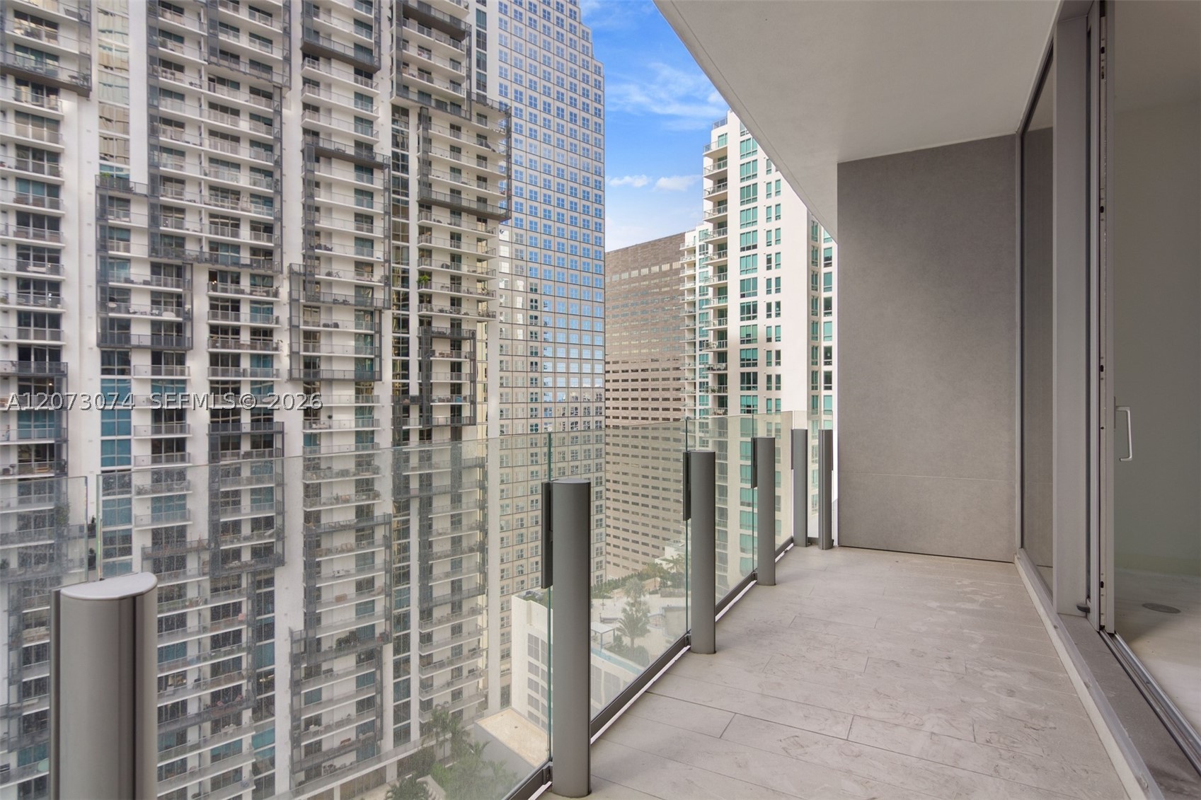 300 Biscayne Boulevard Way #2608W, Miami FL 33131