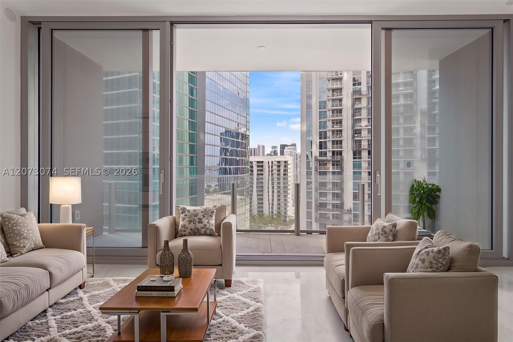 300 Biscayne Boulevard Way #2608W, Miami FL 33131