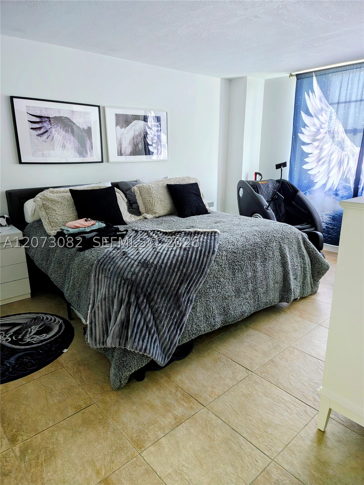 2333 Brickell Ave #2814, Miami FL 33129