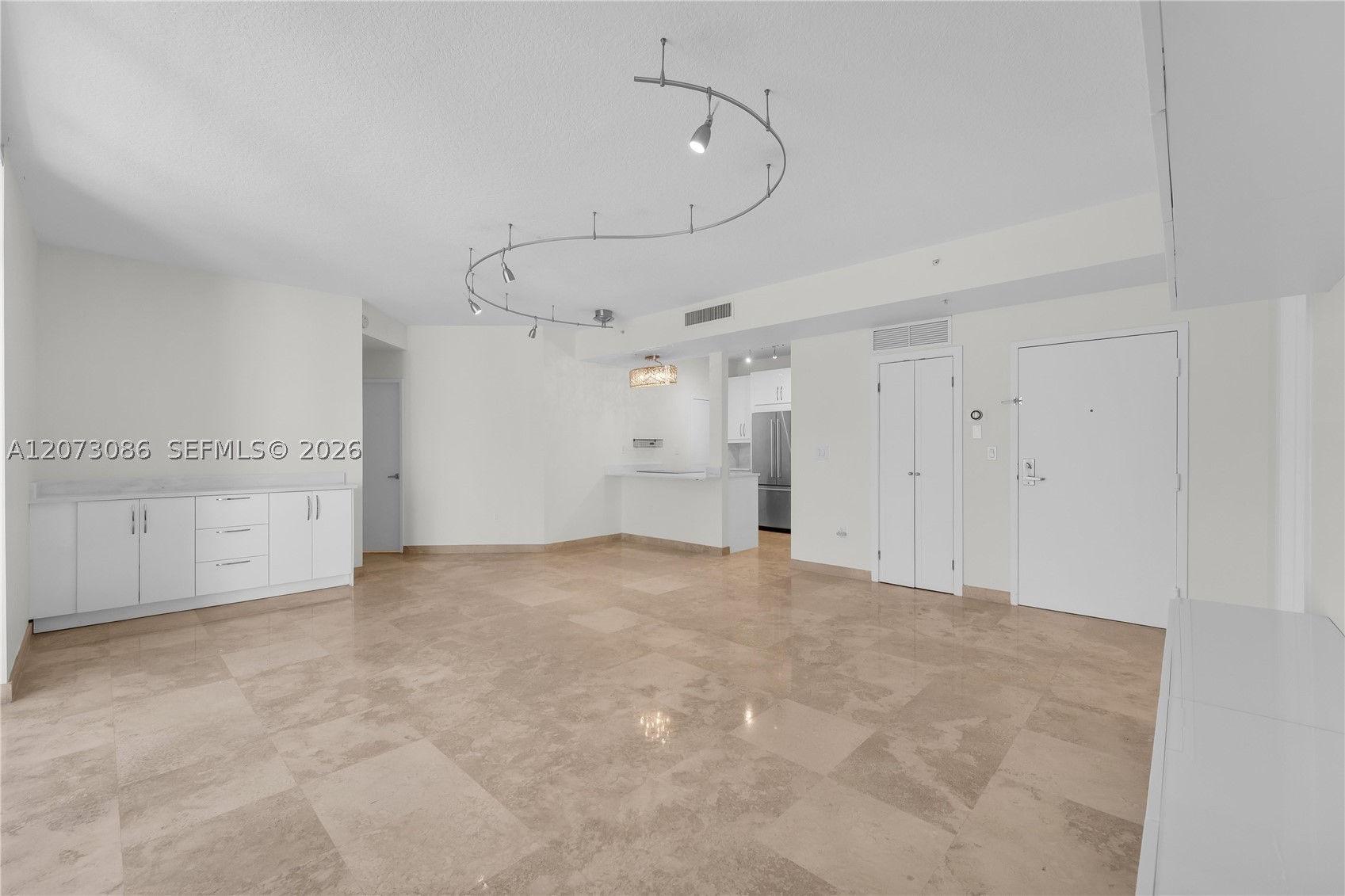 1 Century Ln #202, Miami Beach FL 33139