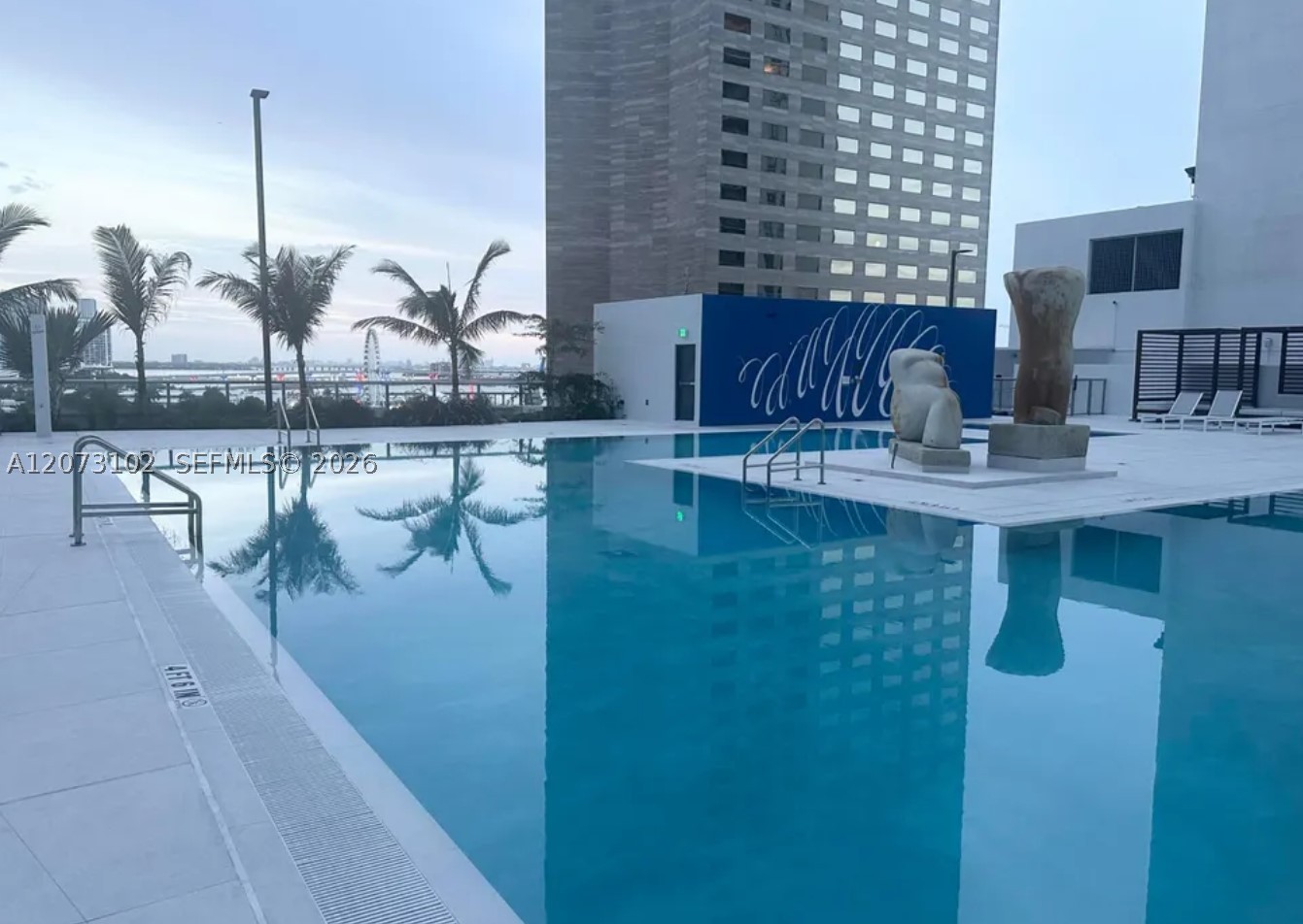 335 S Biscayne Blvd #3706, Miami FL 33131