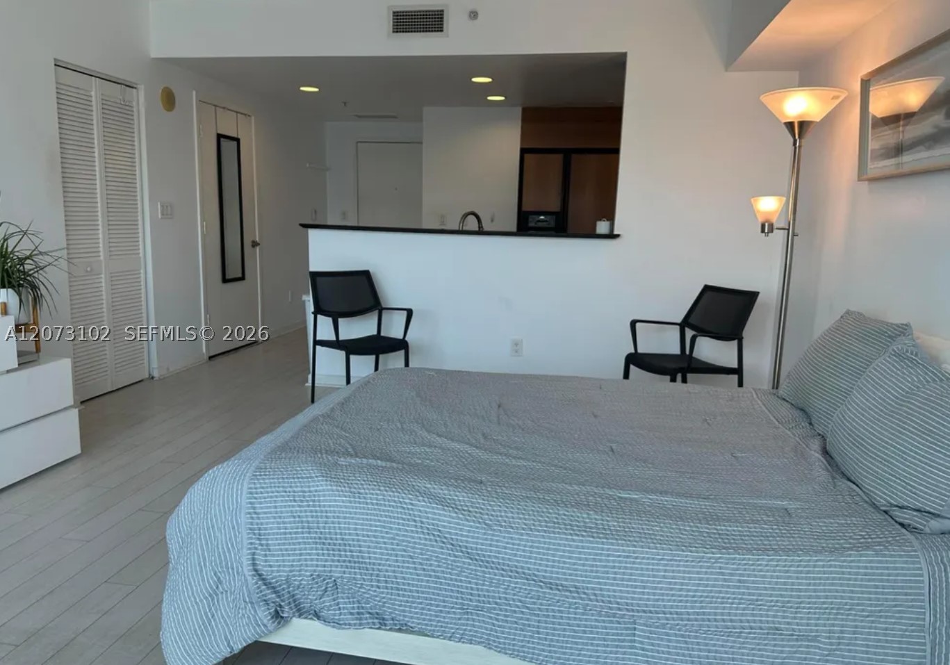 335 S Biscayne Blvd #3706, Miami FL 33131