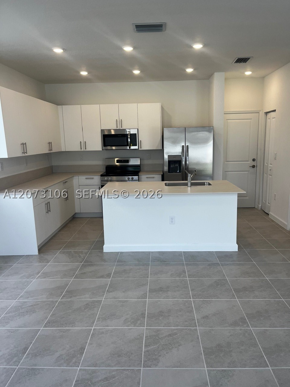 2625 SE 24th Ct, Homestead FL 33035