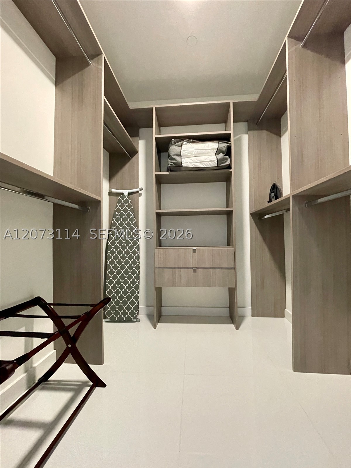 851 NE 1st Ave #3606, Miami FL 33132