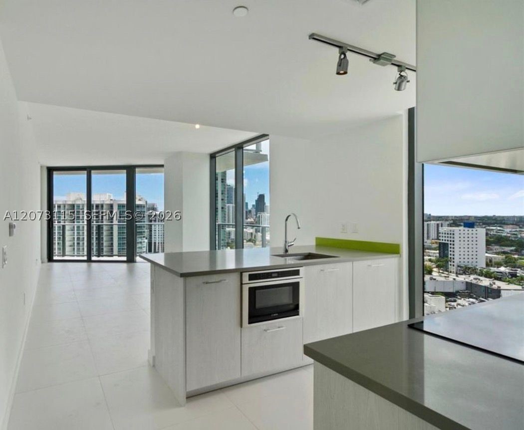 501 NE 31st St #1808, Miami FL 33137