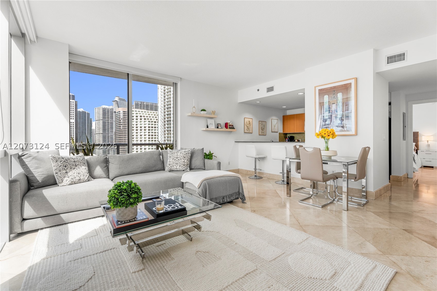 1060 Brickell Ave #2117, Miami FL 33131