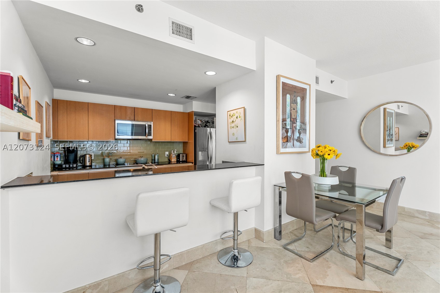 1060 Brickell Ave #2117, Miami FL 33131
