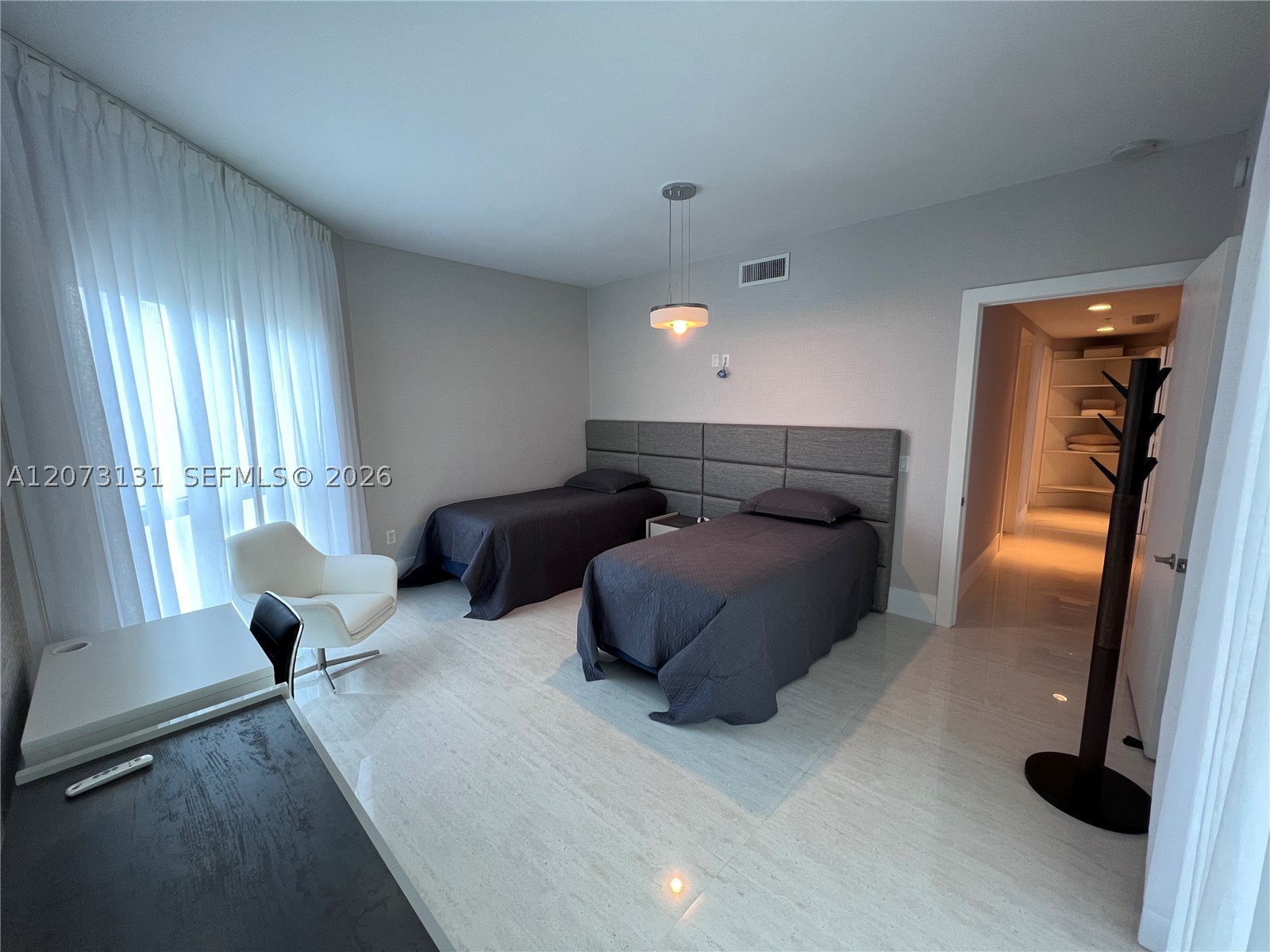 17301 Biscayne Blvd #1402, North Miami Beach FL 33160