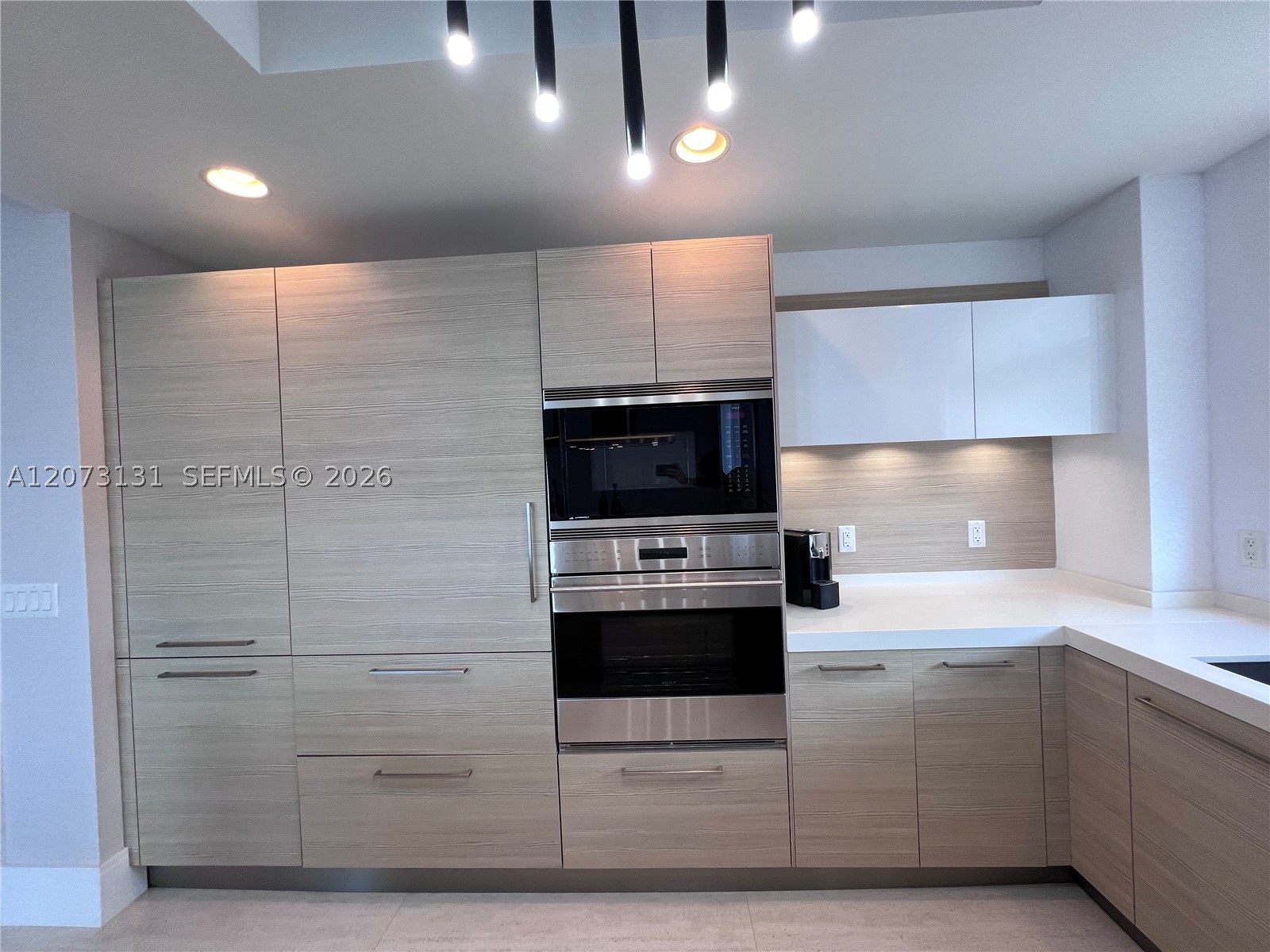 17301 Biscayne Blvd #1402, North Miami Beach FL 33160
